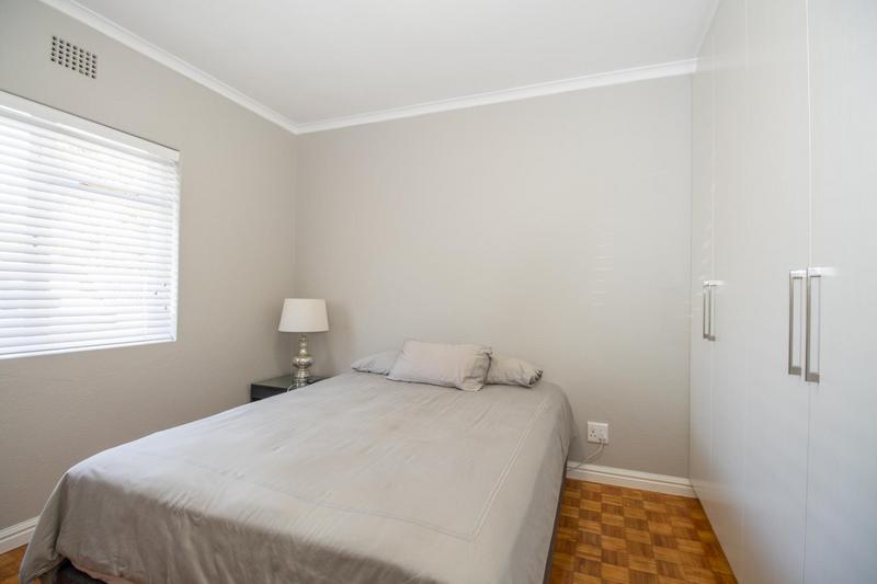 To Let 3 Bedroom Property for Rent in Meadowridge Western Cape